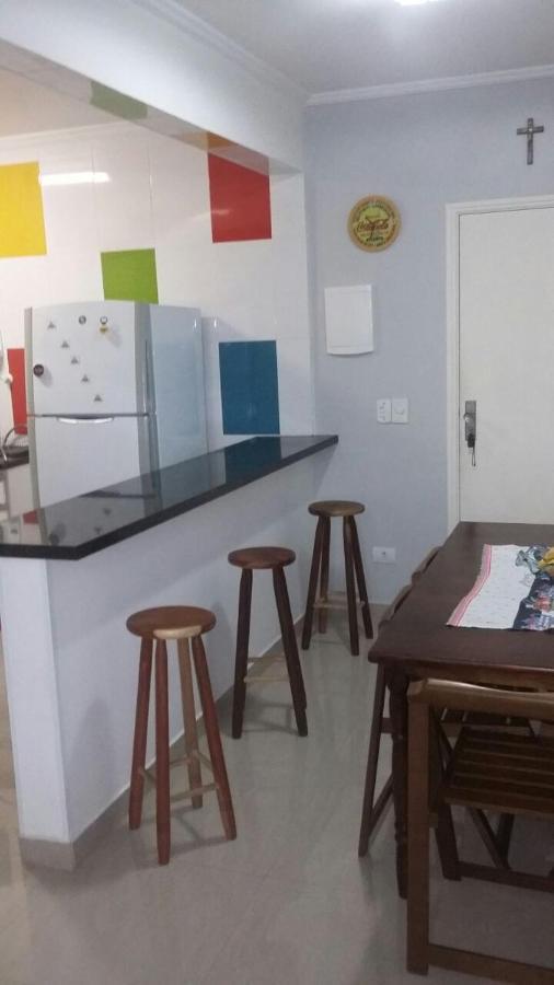 Guaruja, Apto A 150 Metros Da Praia - Enseada Exterior photo
